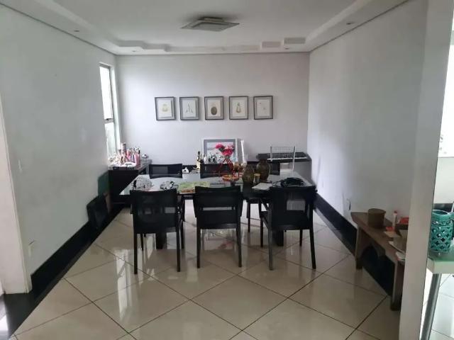 Casa / Sobrado para Locação em Belo Horizonte/MG Carlos Prates 4 Quartos