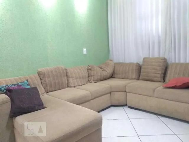 Casa / Sobrado para Locação em Belo Horizonte/MG Carlos Prates 5 Quartos