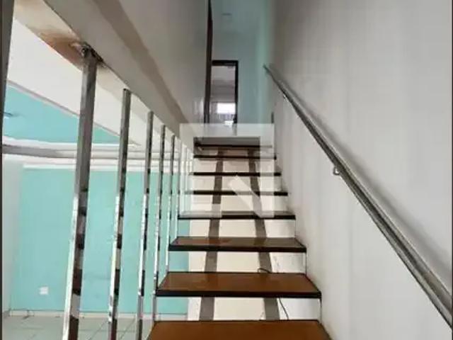 Casa / Sobrado para Locação em Belo Horizonte/MG Céu Azul 2 Quartos