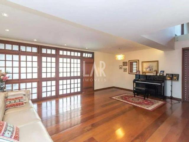 Casa / Sobrado para Locação em Belo Horizonte/MG Cidade Nova 4 Quartos