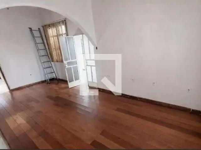 Casa / Sobrado para Locação em Belo Horizonte/MG Santa Tereza 3 Quartos