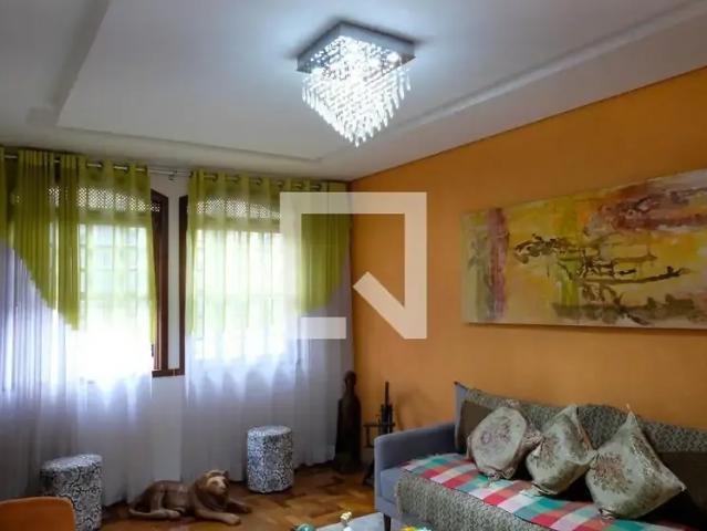 Casa / Sobrado para Locação em Belo Horizonte/MG Colégio Batista 4 Quartos