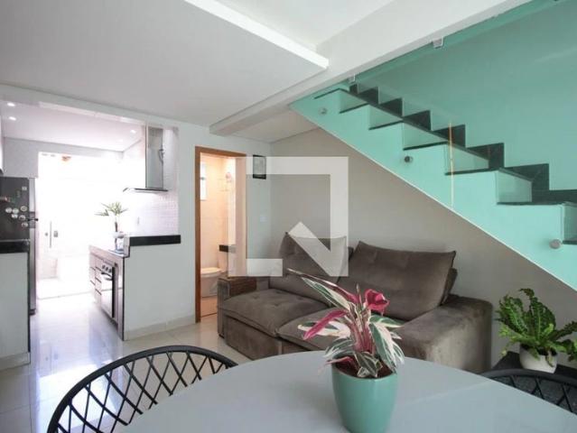 Casa / Sobrado para Locação em Belo Horizonte/MG Copacabana 2 Quartos