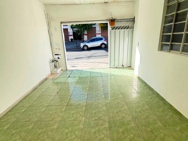 Casa / Sobrado para Locação em Belo Horizonte/MG Copacabana 2 Quartos