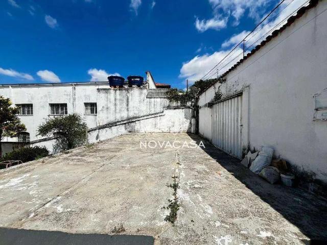 Casa / Sobrado para Locação em Belo Horizonte/MG Copacabana 5 Quartos