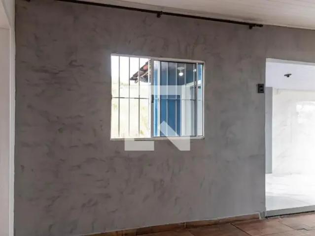 Casa / Sobrado para Locação em Belo Horizonte/MG Dom Bosco 2 Quartos