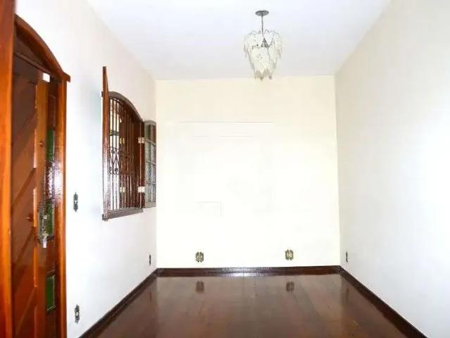 Casa / Sobrado para Locação em Belo Horizonte/MG Dom Silvério 3 Quartos