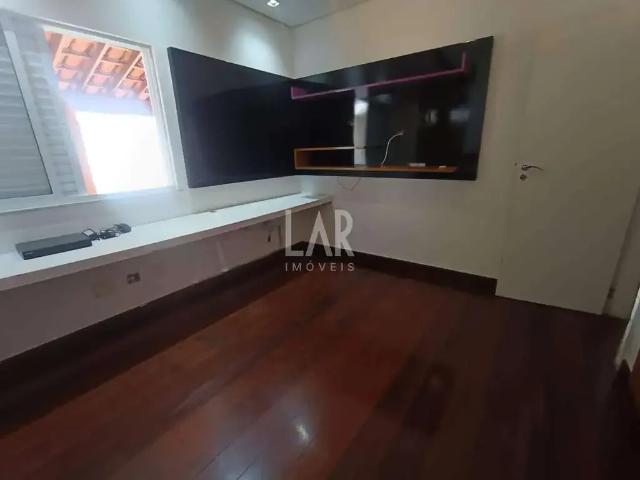 Casa / Sobrado para Locação em Belo Horizonte/MG Dona Clara 4 Quartos