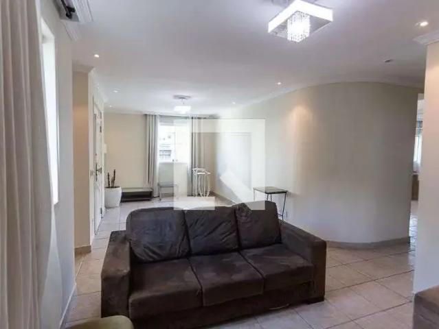 Casa / Sobrado para Locação em Belo Horizonte/MG Fernão Dias 3 Quartos