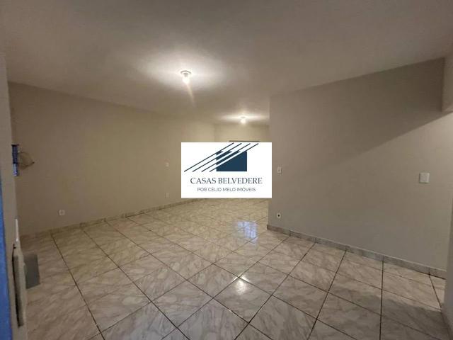Casa / Sobrado para Locação em Belo Horizonte/MG Floresta 3 Quartos