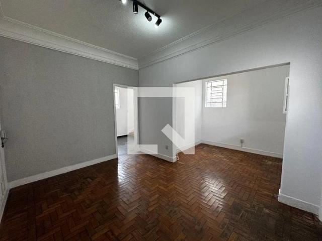 Casa / Sobrado para Locação em Belo Horizonte/MG Floresta 3 Quartos