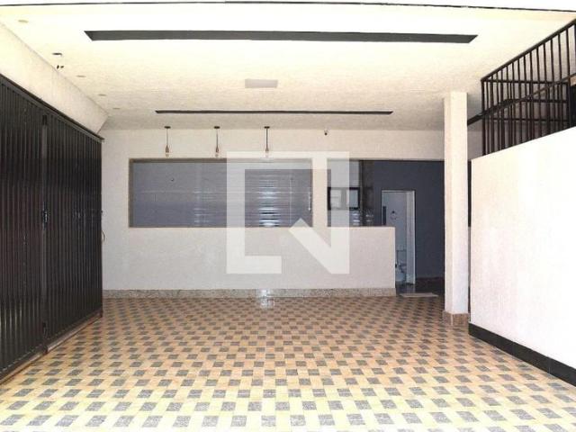 Casa / Sobrado para Locação em Belo Horizonte/MG Goiânia 2 Quartos