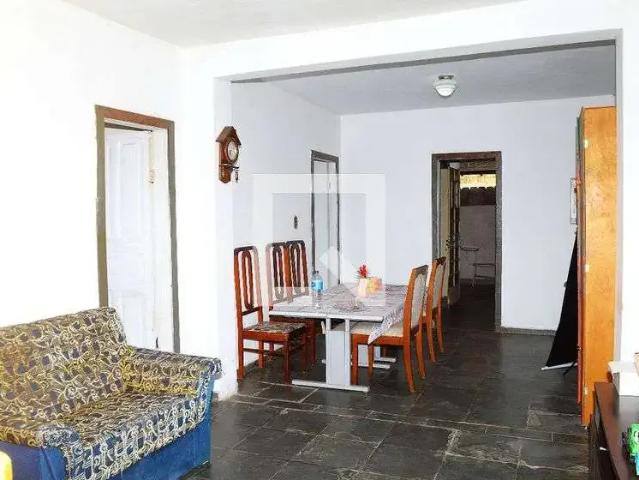 Casa / Sobrado para Locação em Belo Horizonte/MG Goiânia 2 Quartos