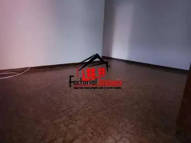 Casa / Sobrado para Locação em Belo Horizonte/MG Glória 2 Quartos