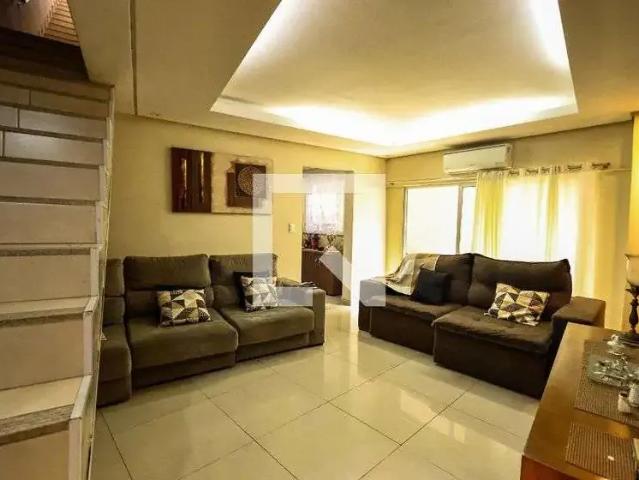 Casa / Sobrado para Locação em Belo Horizonte/MG Grajaú 4 Quartos