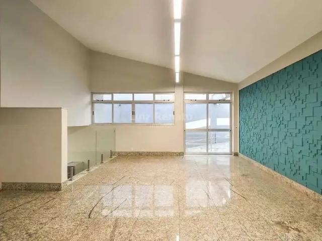 Casa / Sobrado para Locação em Belo Horizonte/MG Gutierrez 4 Quartos