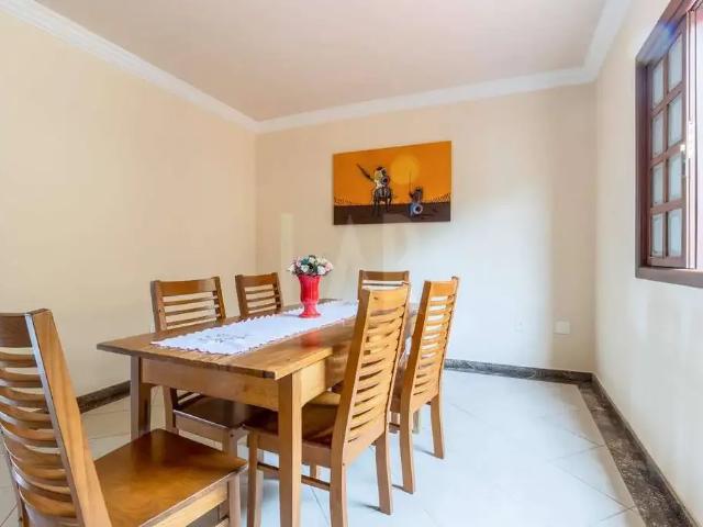 Casa / Sobrado para Locação em Belo Horizonte/MG Havaí 4 Quartos