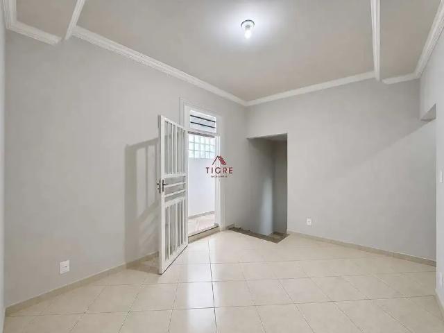 Casa / Sobrado para Locação em Belo Horizonte/MG Heliópolis 3 Quartos