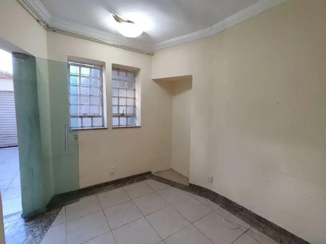 Casa / Sobrado para Locação em Belo Horizonte/MG Indaiá 4 Quartos