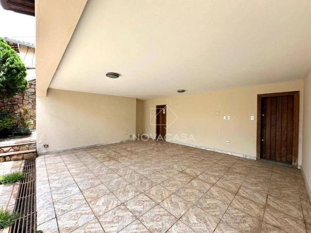 Casa / Sobrado para Locação em Belo Horizonte/MG Itapoã 5 Quartos
