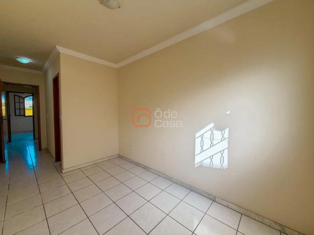Casa / Sobrado para Locação em Belo Horizonte/MG Jardim Leblon 2 Quartos