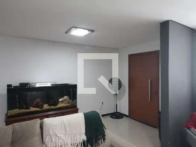 Casa / Sobrado para Locação em Belo Horizonte/MG Jardim Leblon 4 Quartos