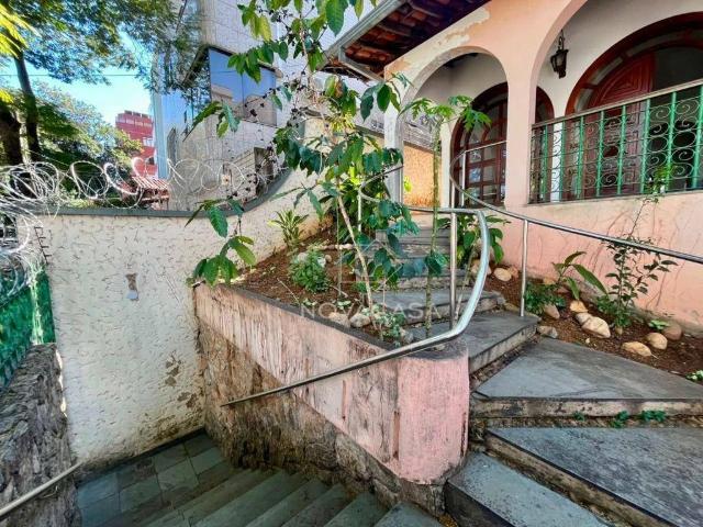 Casa / Sobrado para Locação em Belo Horizonte/MG Liberdade 4 Quartos