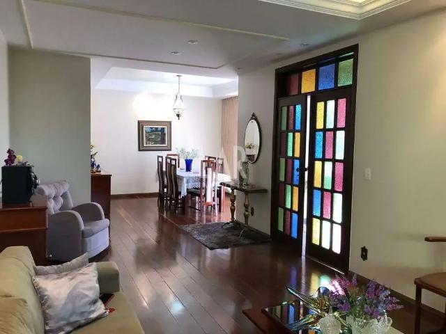 Casa / Sobrado para Locação em Belo Horizonte/MG Luxemburgo 5 Quartos