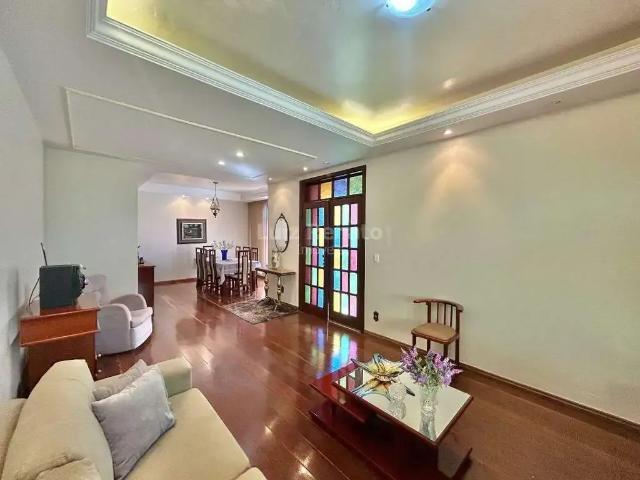 Casa / Sobrado para Locação em Belo Horizonte/MG Luxemburgo 5 Quartos