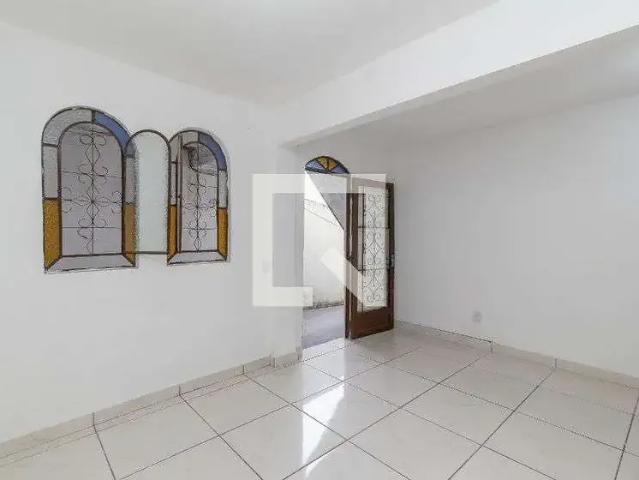 Casa / Sobrado para Locação em Belo Horizonte/MG Mantiqueira 2 Quartos