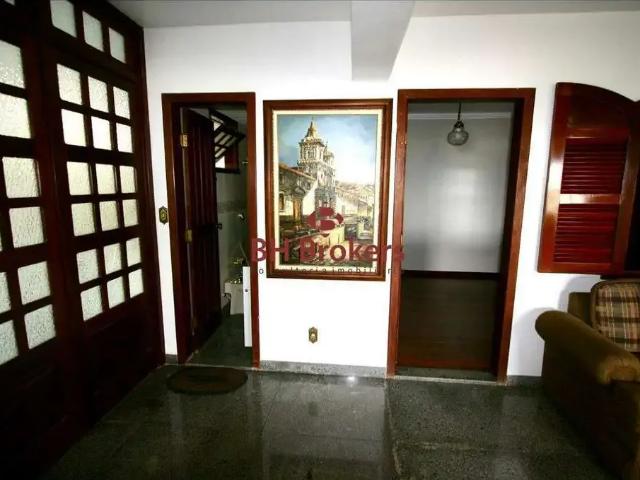 Casa / Sobrado para Locação em Belo Horizonte/MG Mangabeiras 4 Quartos
