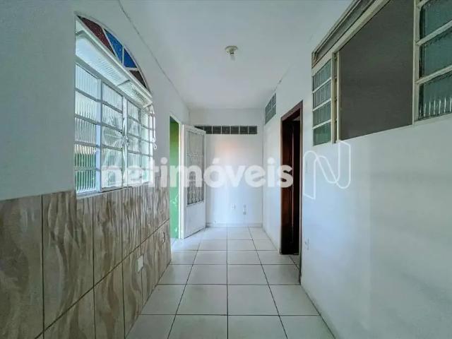 Casa / Sobrado para Locação em Belo Horizonte/MG Maria Virgínia 2 Quartos