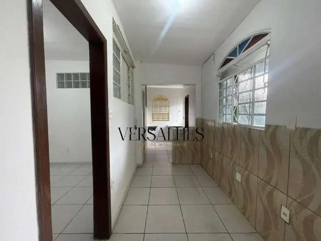 Casa / Sobrado para Locação em Belo Horizonte/MG Maria Virgínia 2 Quartos