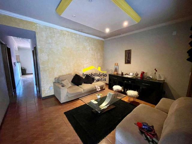 Casa / Sobrado para Locação em Belo Horizonte/MG Nova Cintra 3 Quartos