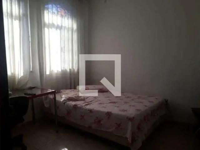 Casa / Sobrado para Locação em Belo Horizonte/MG Nova Floresta 3 Quartos