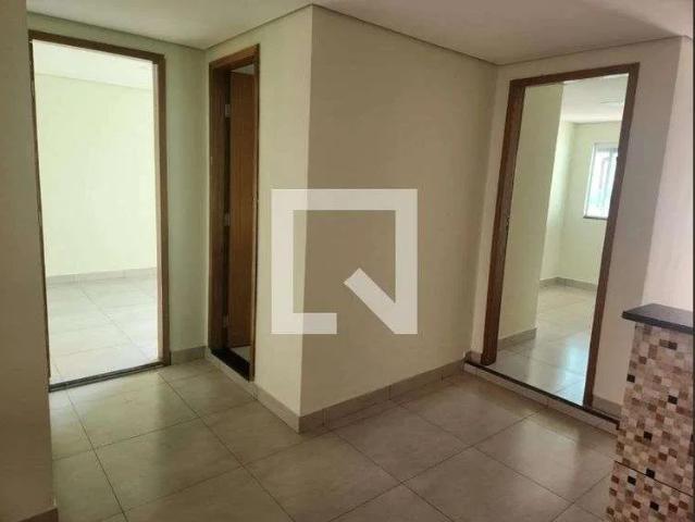 Casa / Sobrado para Locação em Belo Horizonte/MG Ouro Preto 2 Quartos