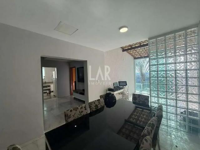 Casa / Sobrado para Locação em Belo Horizonte/MG Ouro Preto 3 Quartos