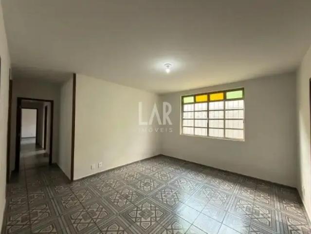 Casa / Sobrado para Locação em Belo Horizonte/MG Ouro Preto 4 Quartos