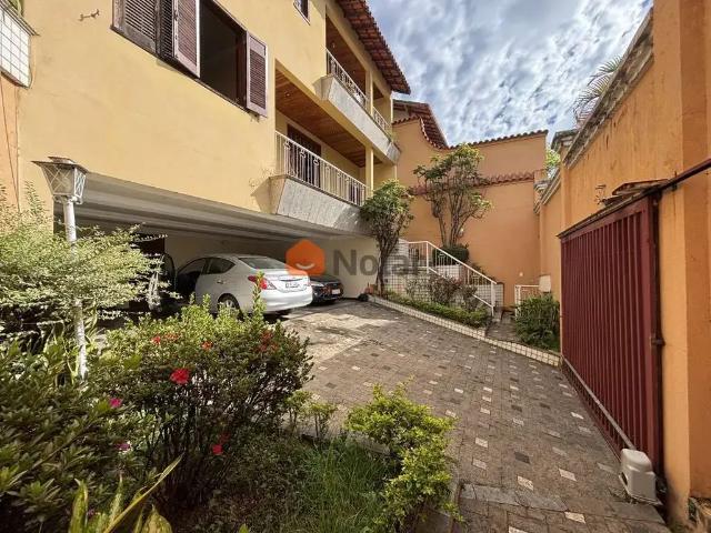 Casa / Sobrado para Locação em Belo Horizonte/MG Palmares 7 Quartos