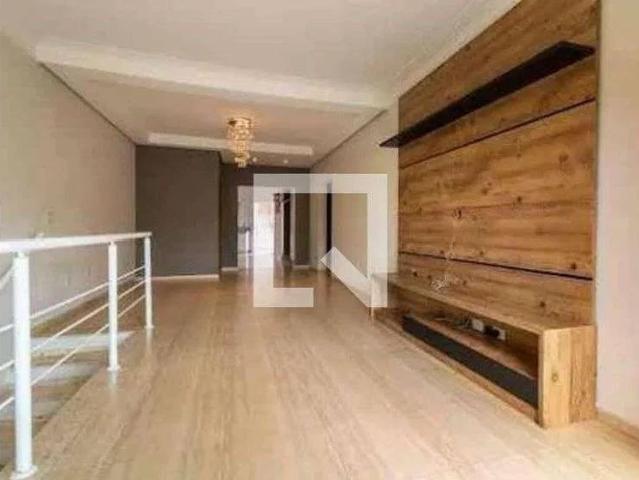Casa / Sobrado para Locação em Belo Horizonte/MG Palmeiras 2 Quartos