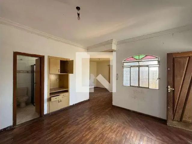 Casa / Sobrado para Locação em Belo Horizonte/MG Pindorama 4 Quartos