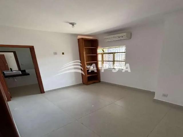 Casa / Sobrado para Locação em Belo Horizonte/MG Planalto 4 Quartos
