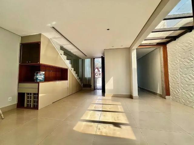 Casa / Sobrado para Locação em Belo Horizonte/MG Planalto 3 Quartos
