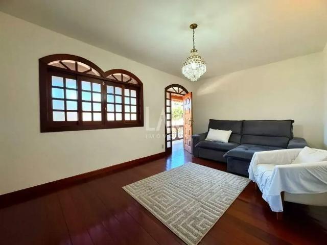 Casa / Sobrado para Locação em Belo Horizonte/MG Planalto 3 Quartos