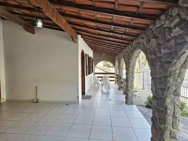 Casa / Sobrado para Locação em Belo Horizonte/MG Planalto 3 Quartos