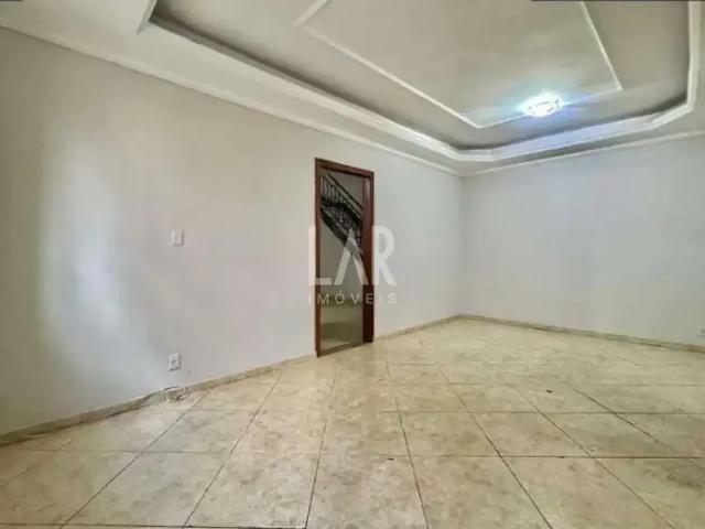 Casa / Sobrado para Locação em Belo Horizonte/MG Planalto 3 Quartos