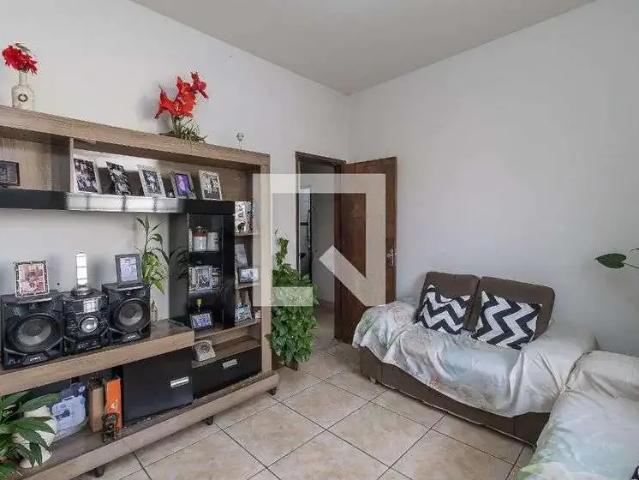 Casa / Sobrado para Locação em Belo Horizonte/MG Planalto 3 Quartos