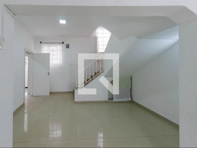 Casa / Sobrado para Locação em Belo Horizonte/MG Prado 2 Quartos