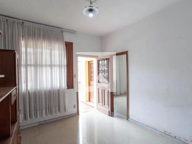 Casa / Sobrado para Locação em Belo Horizonte/MG Renascença 3 Quartos