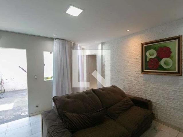 Casa / Sobrado para Locação em Belo Horizonte/MG Rio Branco 3 Quartos